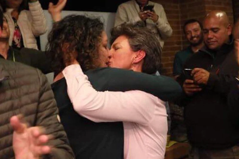 Claudia Lopez zwycięstwo w wyborach świętowała ze swoją narzeczoną.