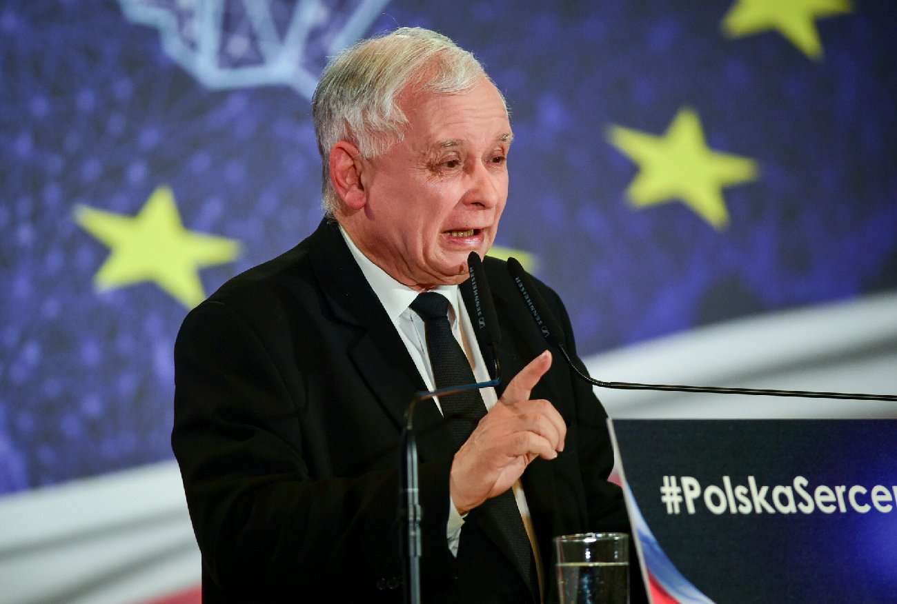 Jarosław Kaczyński ma plan B ws. Lex TVN. Działania Andrzeja Dudy mogą spełznąć na niczym