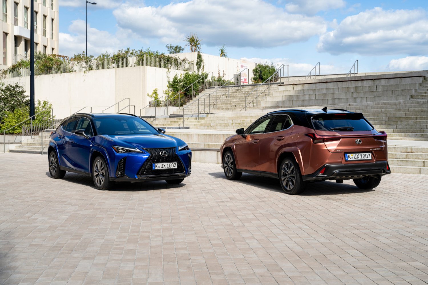 Lexus UX przebił magiczną barierę sprzedaży.