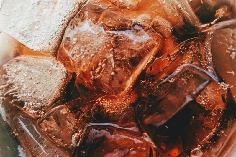 W sklepach sieci NETTO trwa druga odsłona akcji Masa Kreatywności z promocjami i atrakcjami dla dzieci. Wśród produktów w obniżonych cenach znalazła się butelka Pepsi/Mirinda 1l