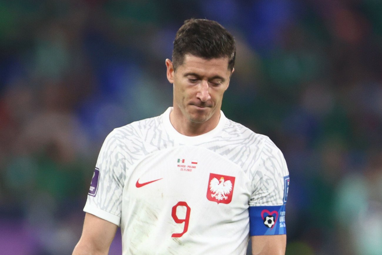 Robert Lewandowski MŚ 2022 rozpoczął od niestrzelonego karnego. Podkreślili to dziennikarze "La Gazzetta dello Sport"