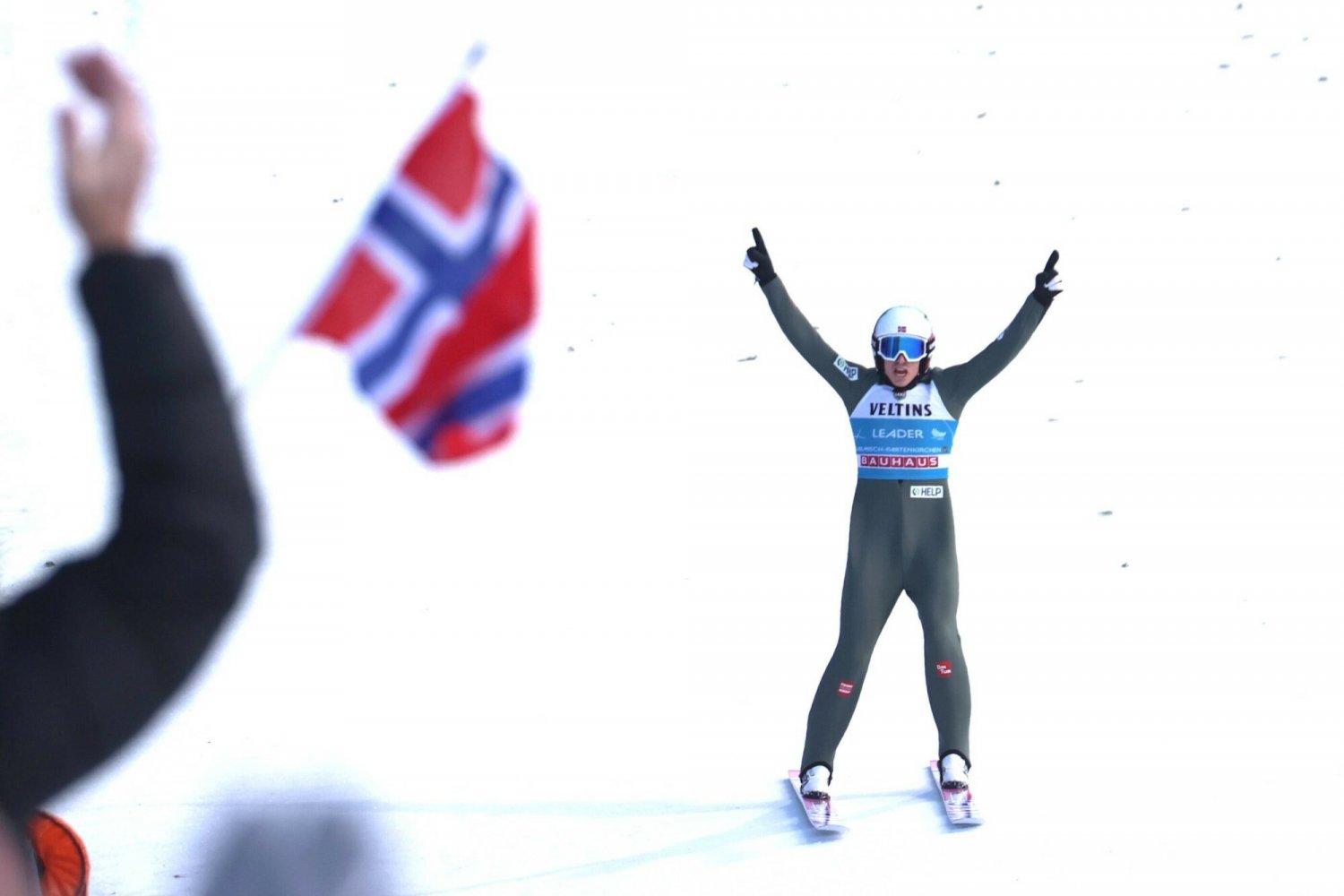 Fantastyczna walka do końca, złoty orzeł leci do Norwegii. Dawid Kubacki musiał obejść się smakiem