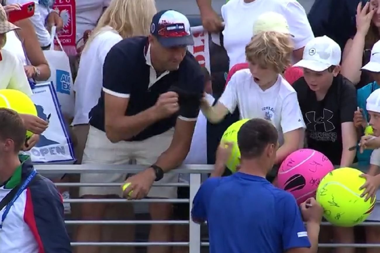 Pamiętacie aferę z czapką na US Open? Rykoszetem dostaje teraz... inna polska firma