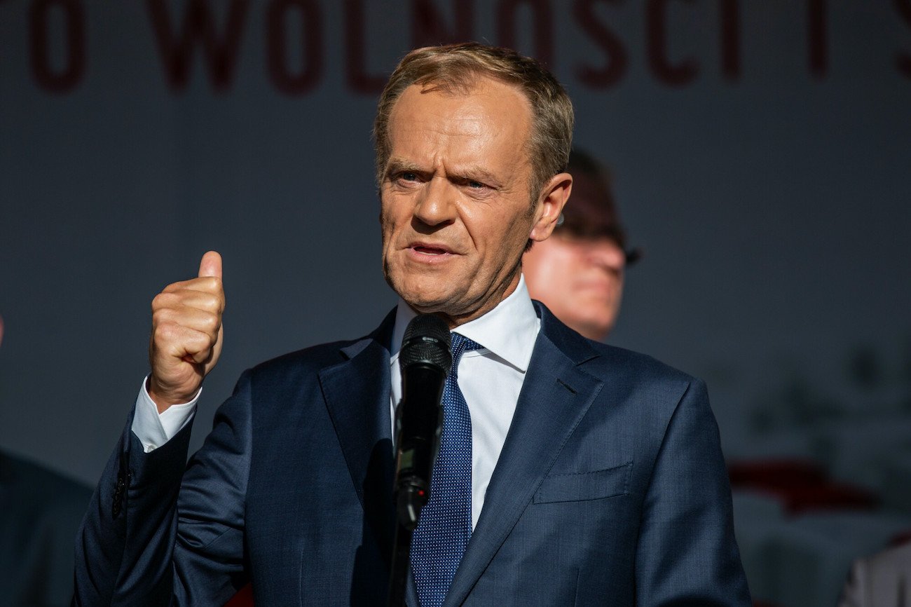 Na manifestacji w obronie obecności Polski w UE, oprócz Donalda Tuska mają przemawiać m.in. Rafał Trzaskowski, Zbigniew Hołdys i Maja Ostaszewska.