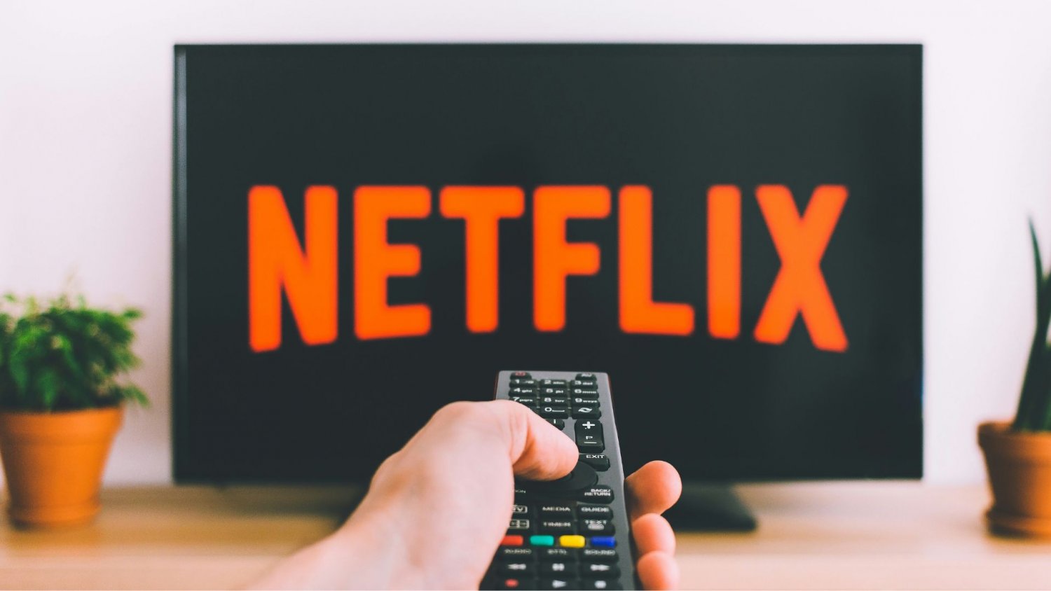 Netflix nagle podnosi ceny. Nowe stawki mocno uderzą Polaków po kieszeni