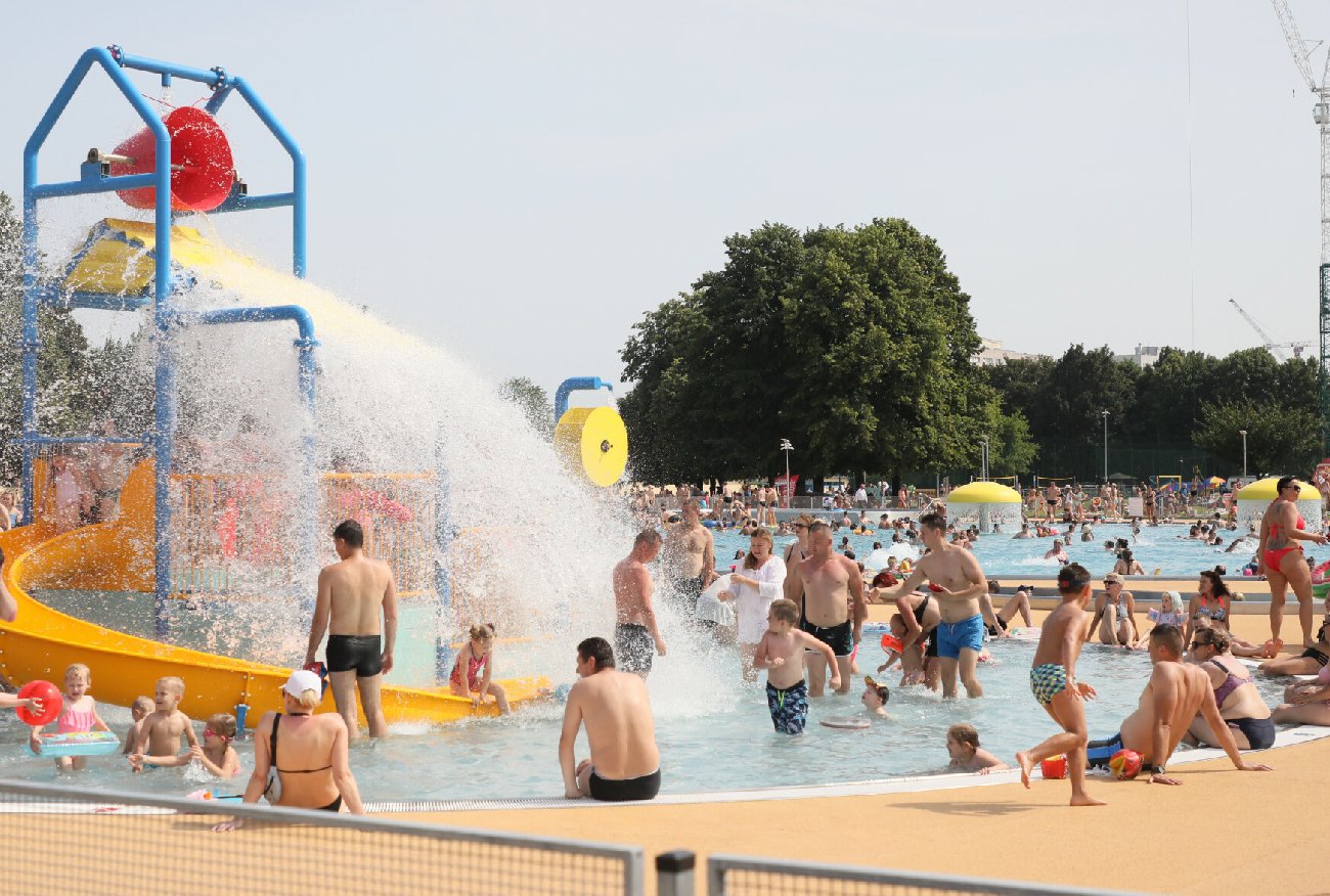 Incydent kałowy w Rybniku. Mieszkańcy: który to już raz?