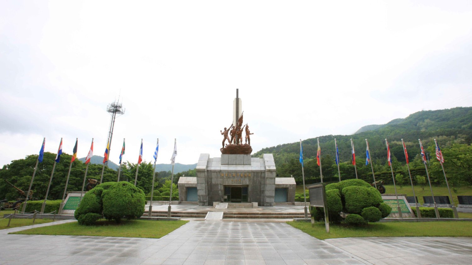 Muzeum Wojny Korei (War Memorial of Korea).