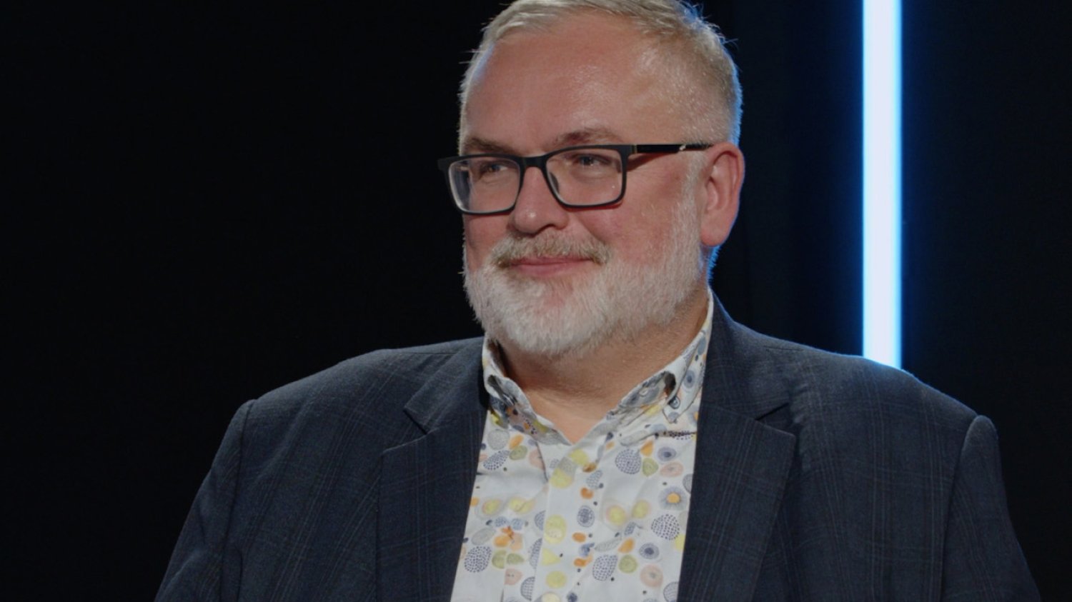 Dr hab. n. med. Piotr Ligocki, specjalista chorób wewnętrznych, reumatolog, kierownik Kliniki Chorób Wewnętrznych 10. Klinicznego Szpitala Wojskowego z Polikliniką w Bydgoszczy.