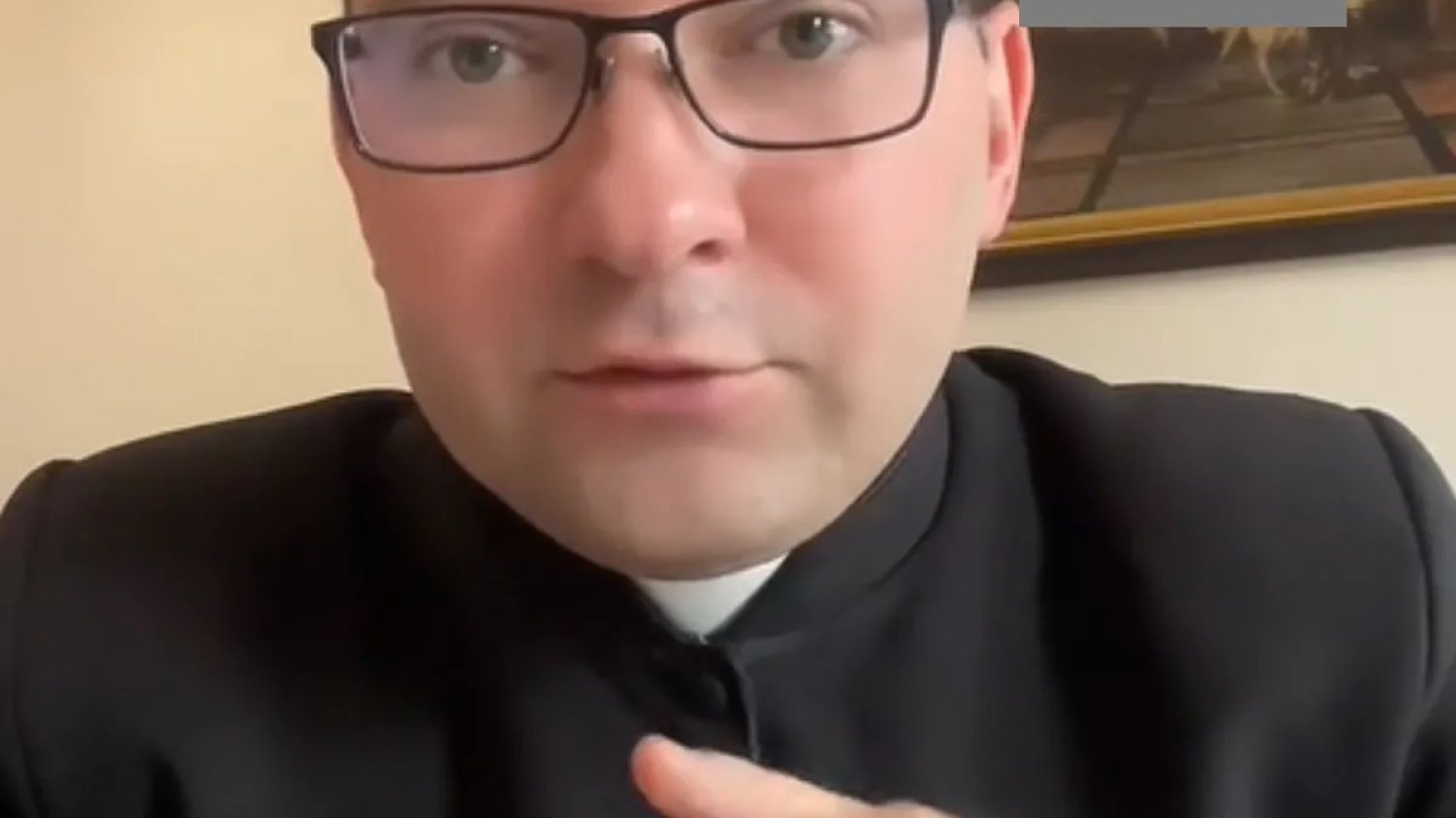 Można iść do komunii będąc w separacji? Ksiądz z TikToka zdradza