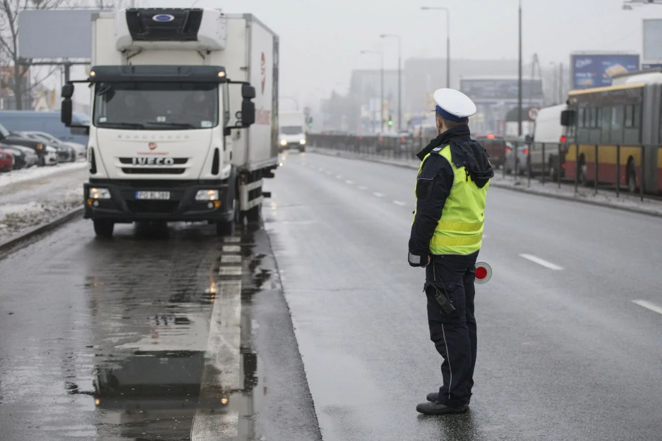 Zamiast mandatu dają pouczenie. Polscy policjanci wszczęli protest