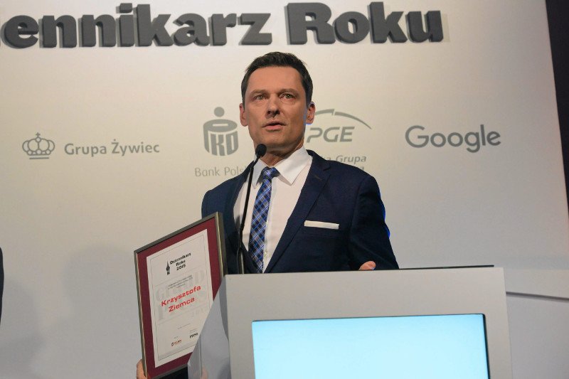 Pojawiły się kolejne doniesienia o tym, że Krzysztof Ziemiec niezbyt poważa zawód, jaki wykonuje.