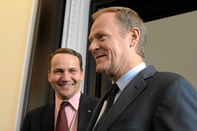 Nic. Właśnie tyle zrobiły polskie władze po skandalicznych słowach Davida Camerona na temat Polaków