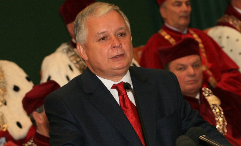 Radni PO i SLD nie chcą, by zmienić nazwę Al. Planu 6-letniego na Al. Lecha Kaczyńskiego. Teraz sprawą zajmie się wojewoda.