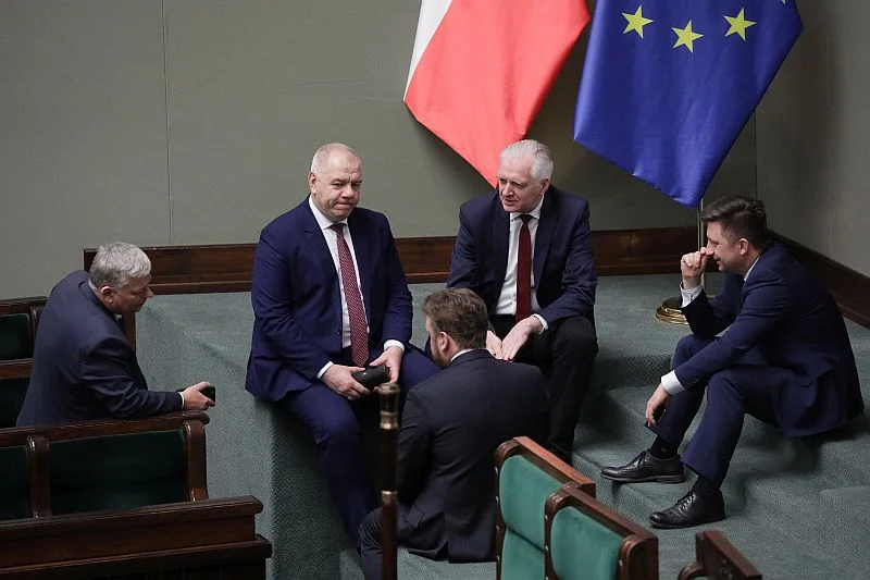 Posłowie PiS w Sejmie o koronawirusie
