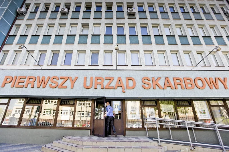 Małżeństwo Jasiewiczów nie zapłaciło podatku, bo w błąd wprowadziła ich urzędniczka skarbówki.