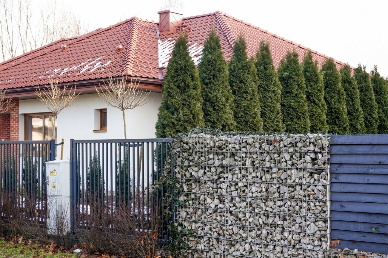 Podatek od ogrodzenia 2025. Wiadomo, kto będzie musiał zapłacić.