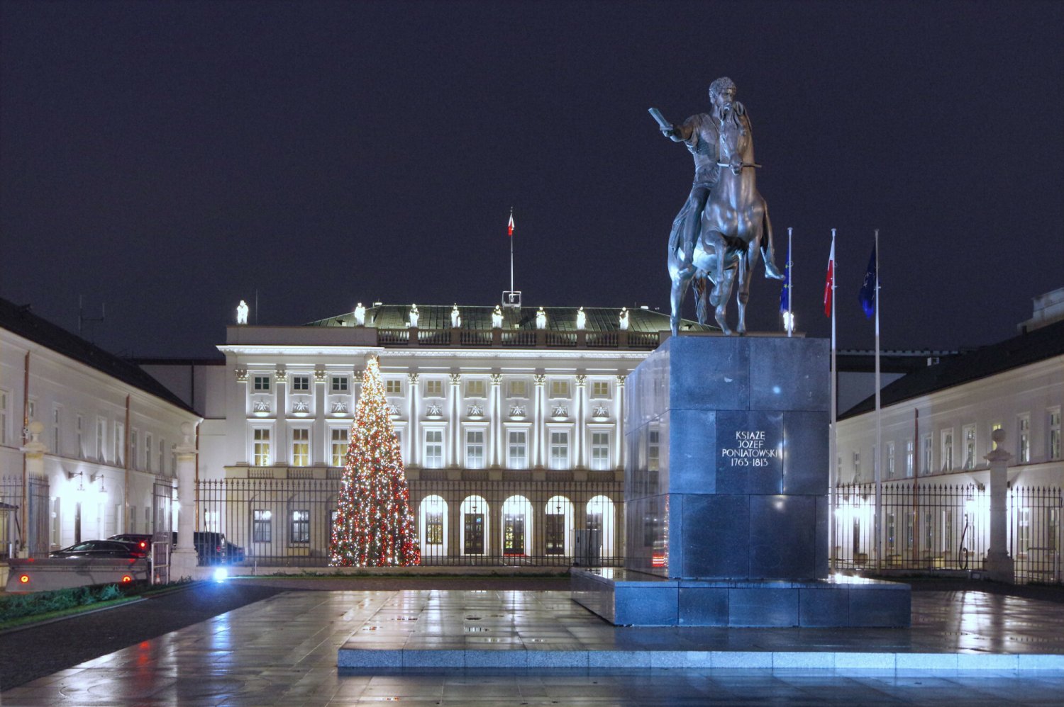 Czy policja miała prawo wejść do Pałacu Prezydenckiego?