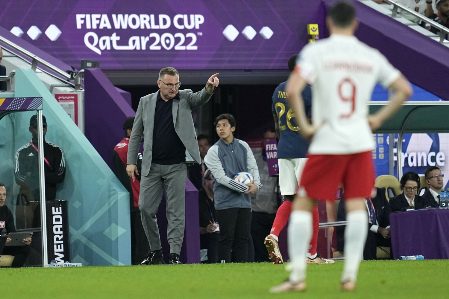 Wotum nieufności Roberta Lewandowskiego wobec Czesława Michniewicza? Te słowa mają wielką wagę