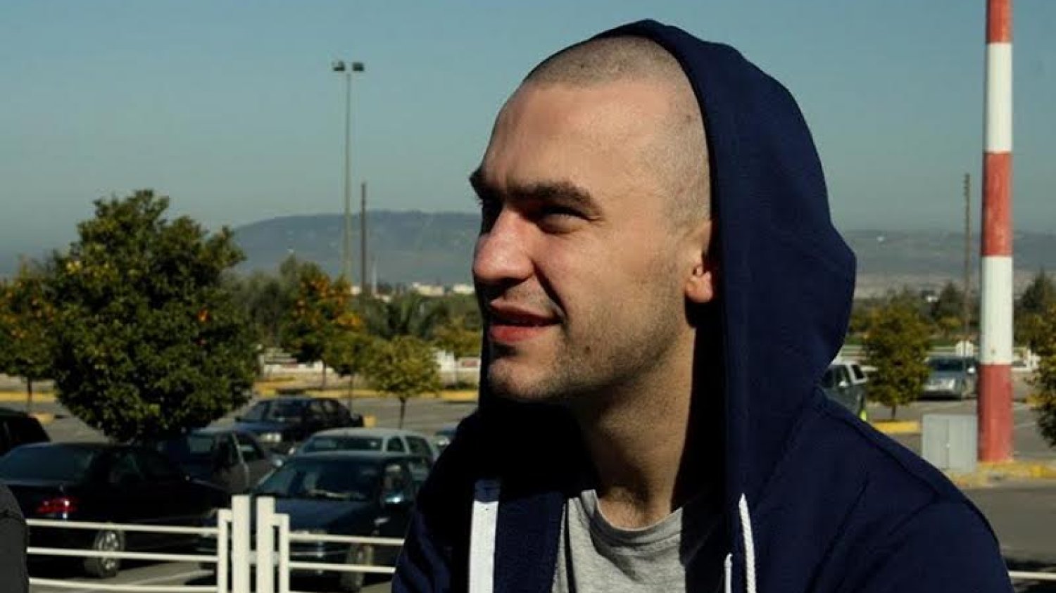 "Bóg miażdży system", czyli faceBóg i Franciszek walczą o powrót młodych. Na zdjęciu: Piotr Żyłka
