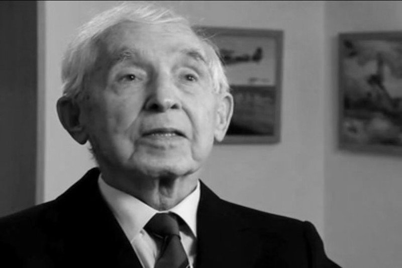 Zmarł ppłk. Franciszek Kornicki, ostatni polski pilot służący w brytyjskich siłach powietrznych w czasie II Wojny Światowej.