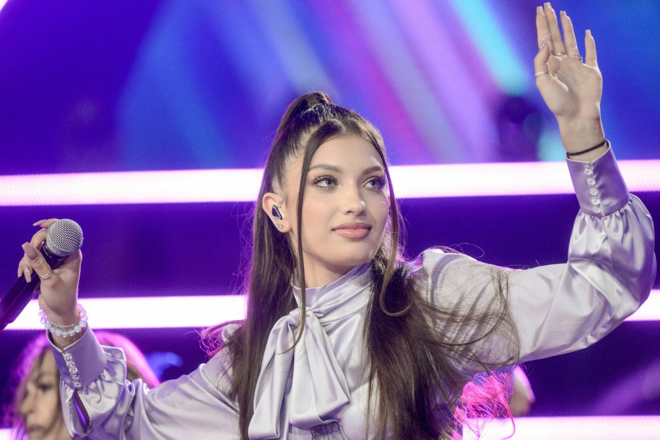 Viki Gabor odpowiedziała na krytyczne komentarze na temat jej wizerunku scenicznego.