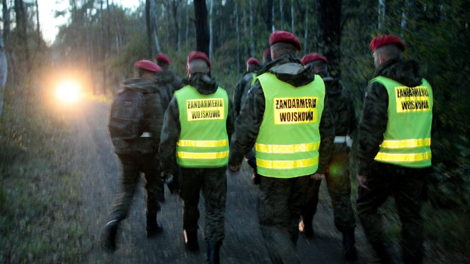 Miłakowo. Tajemniczy obiekt 60 km od Rosji. Trwa akcja wojska i policji.