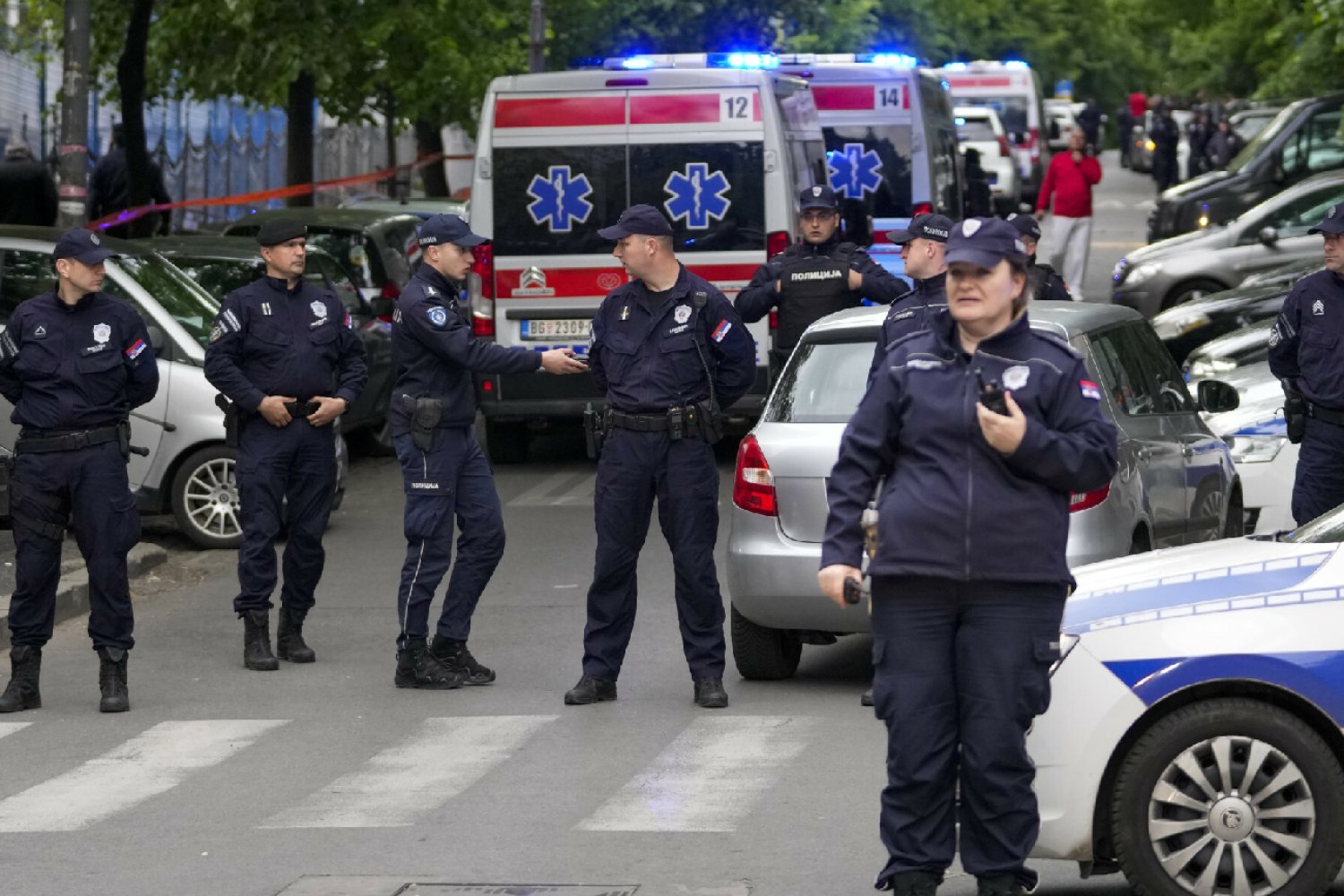 Strzelanina w szkole w Serbii. 14-letni morderca miał listę ofiar.