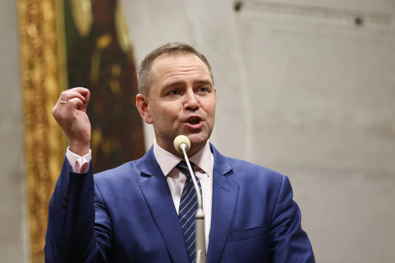 Spotkanie Karola Nawrockiego z kibicami na Jasnej Górze wywołało oburzenie.