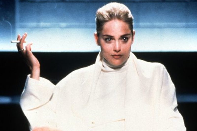 Sharon Stone w filmie "Nagi Instynkt".