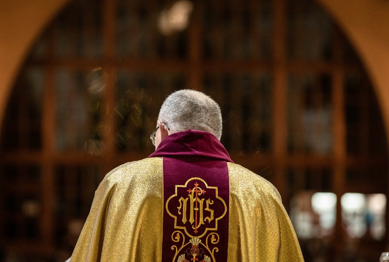 Ksiądz Mariusz S. z zarzutami. Miał krzywdzić dzieci z domu dziecka