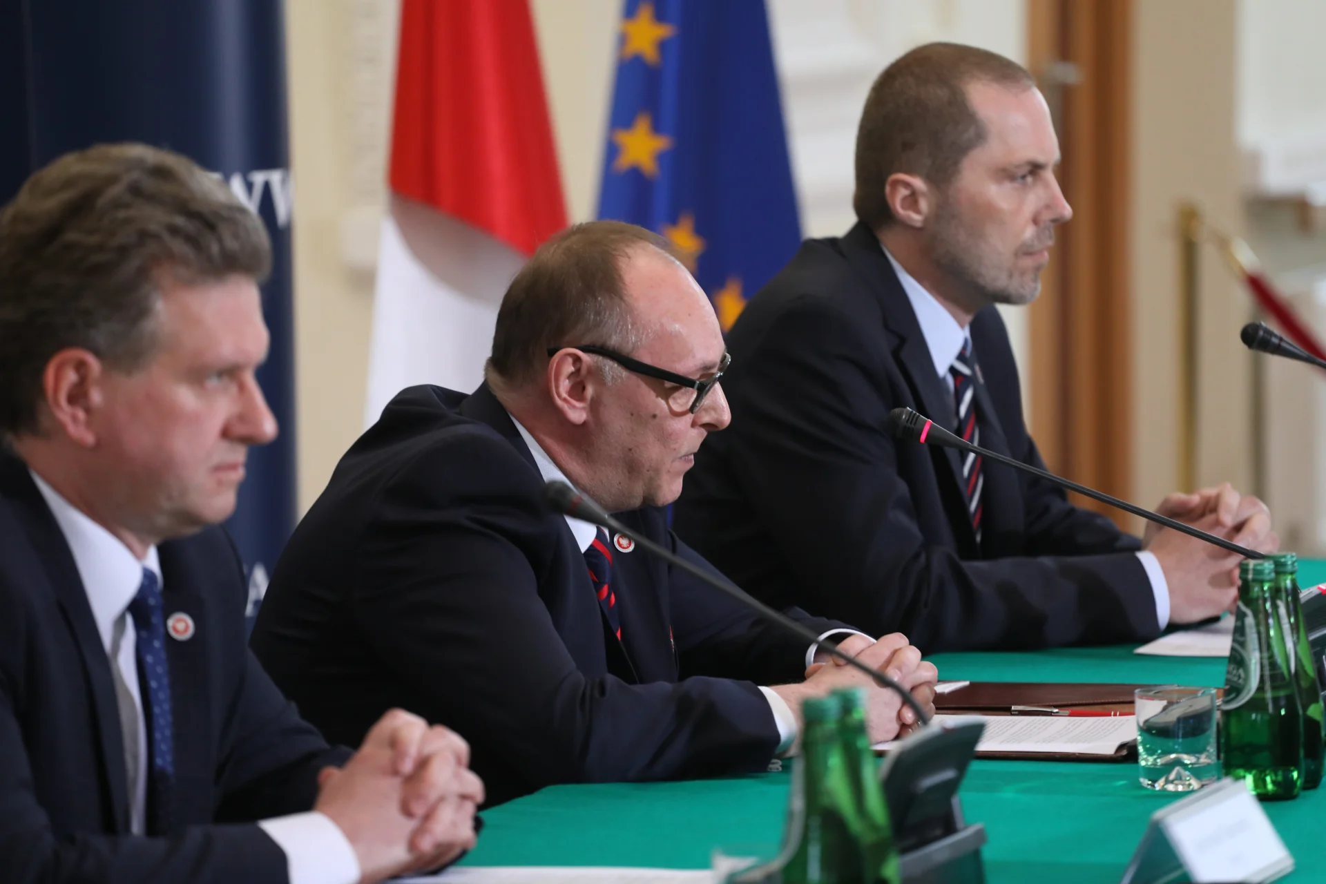 Prokuratorzy smoleńscy nie mogą narzekać na warunki pracy