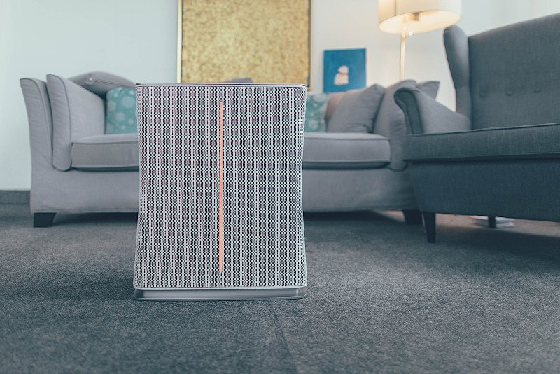 O czystsze powietrze w domu pomogą zadbać specjalnie przystosowane do tego zadania sprzęty takie jak oczyszczacz Stadler Form Roger