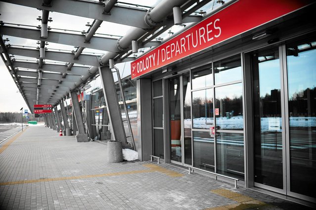 Prokuratura postawiła już zarzut podejrzanemu o fałszywy alarm w Modlinie.