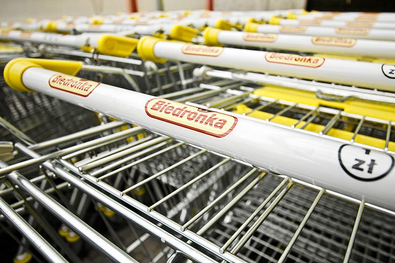 Polacy w czasie kryzysu wybierają dyskonty. Tanie markety zyskują na popularności