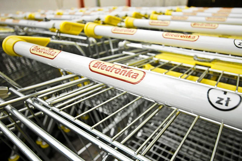 Polacy w czasie kryzysu wybierają dyskonty. Tanie markety zyskują na popularności