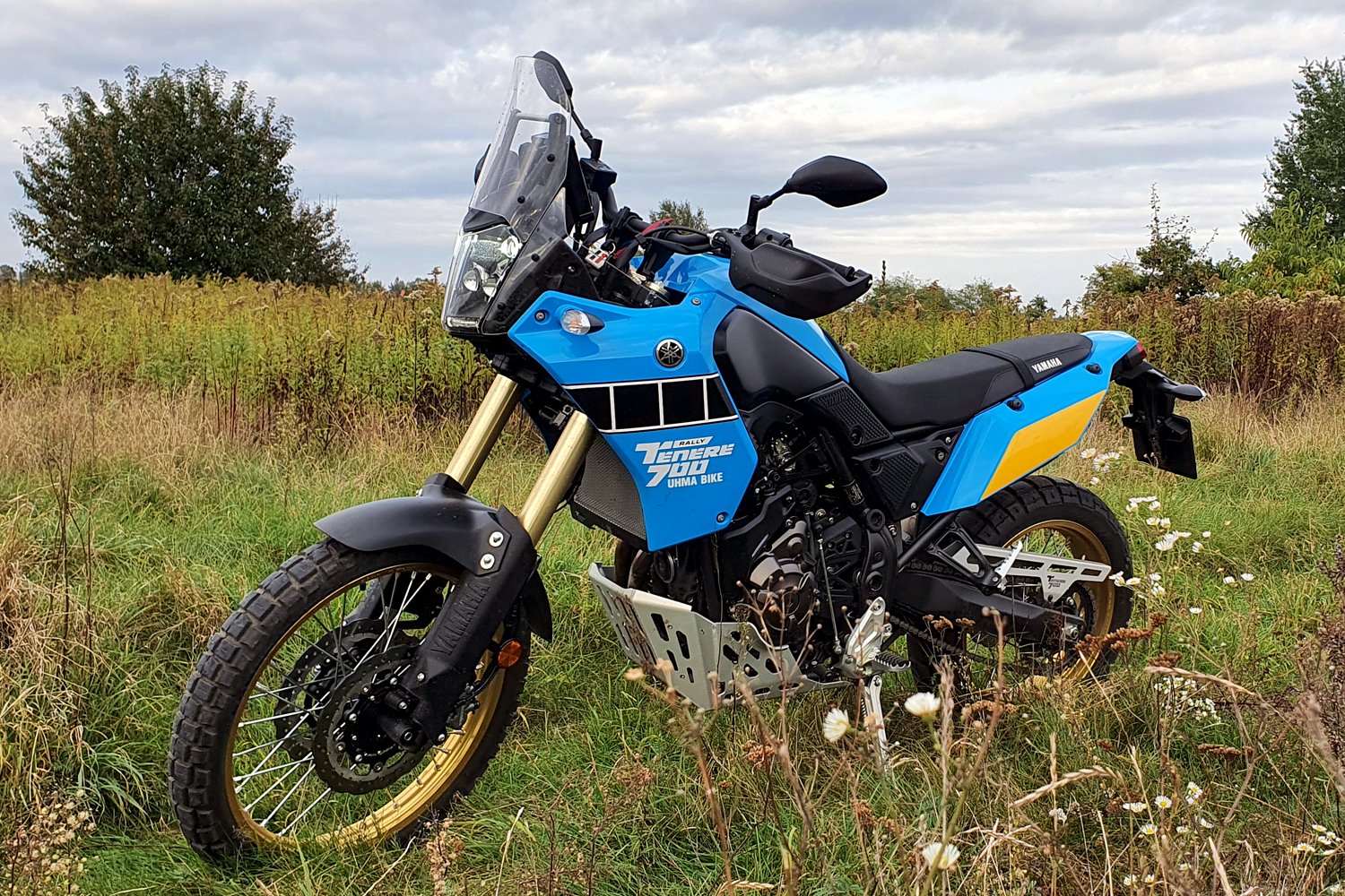 Yamaha Tenere 700 to popularny motocykl enduro, który sprawdza się nie tylko na piaskach Sahary