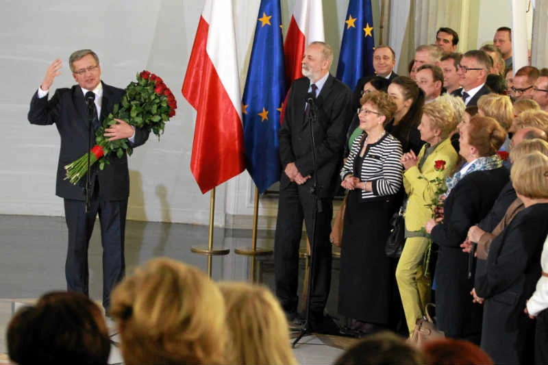 Platforma Obywatelska i Bronisław Komorowski nie mają pomysłu na to, jak przyciągnąć młodych wyborców.