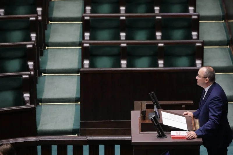 PiS i większość opozycji nie została na sali obrad podczas wystąpienia Adama Bodnara.