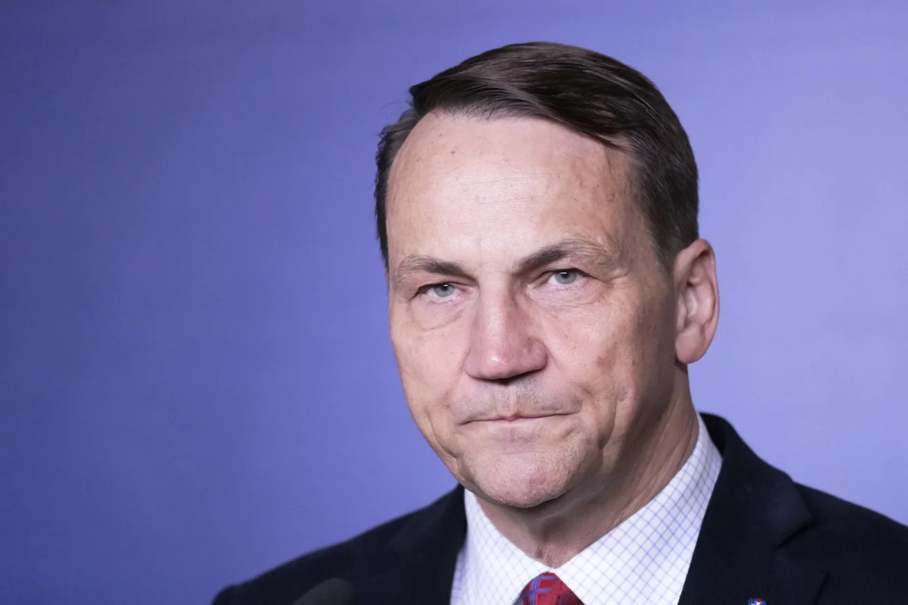 Sikorski komentuje wprowadzenie ceł przez Trampa. Pyta PiS o podwójne standardy.