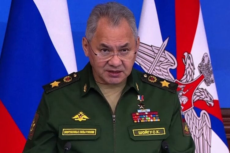 Siergiej Szojgu podczas wystąpienia
