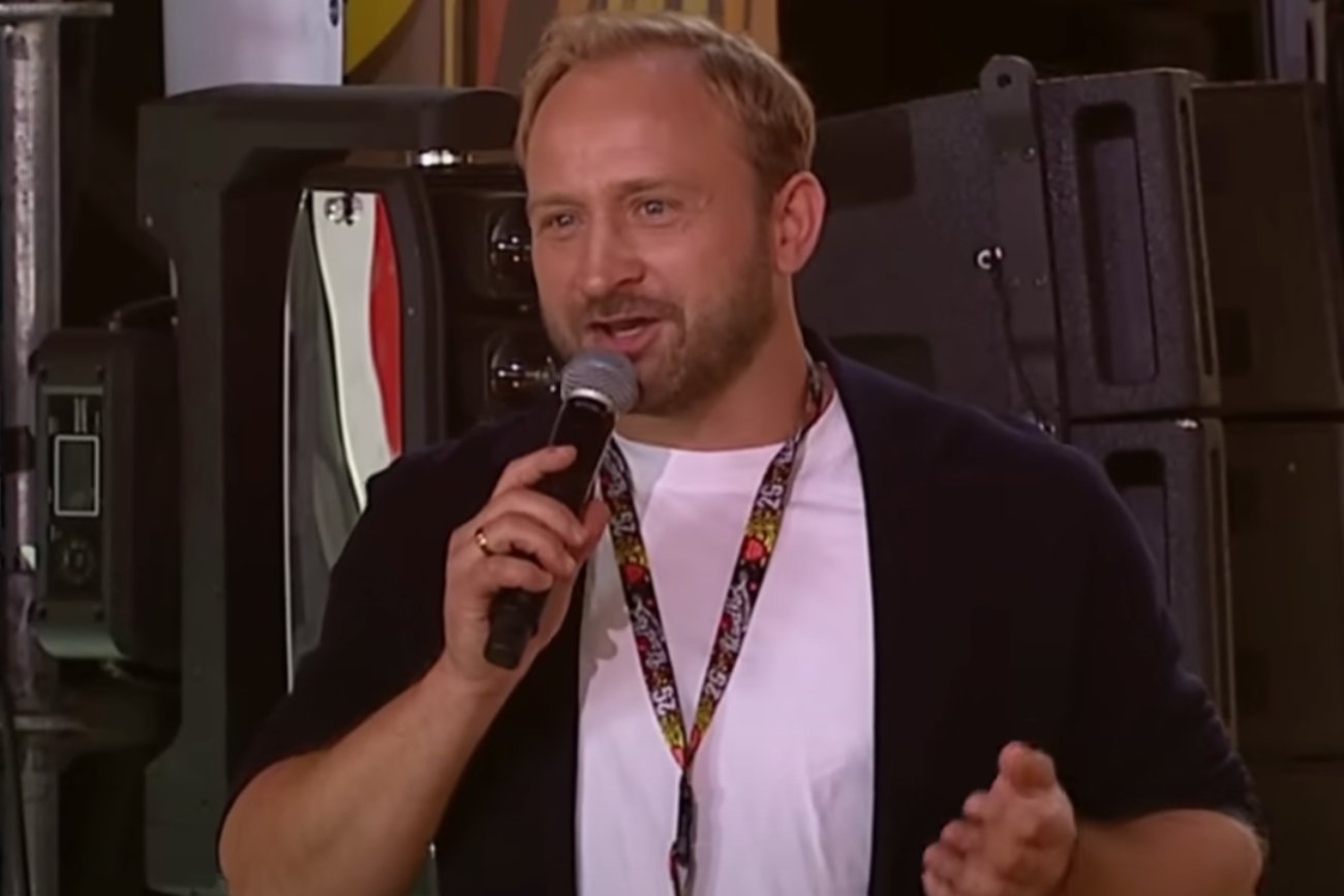 Pol'and'Rock Festiwal: Szyc śpiewa "Nothing Compares 2 U" O'Connor [WIDEO]