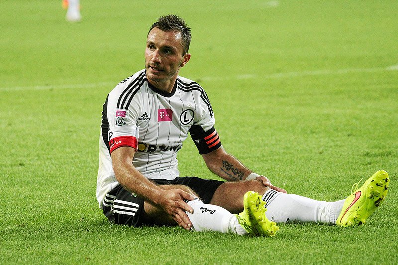 Walkower z Celtikiem Glasgow to nie jedyny problem jaki ma Legia Warszawa.