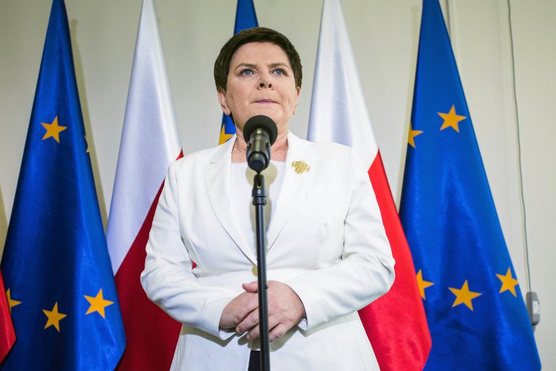 O tym "pakcie społecznym dla oświaty" już się mówi, że to program "Szydło plus".