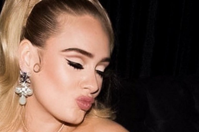 Adele schudła 50 kilogramów.