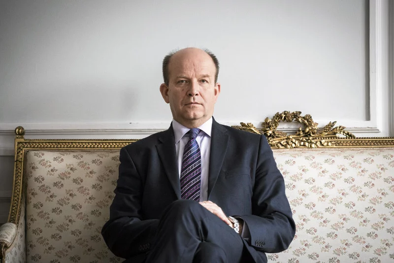 Minister Radziwiłł wie lepiej.