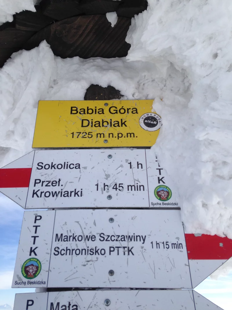 Babia Góra to druga co do wielkości góra w Polsce położona poza Tatrami.