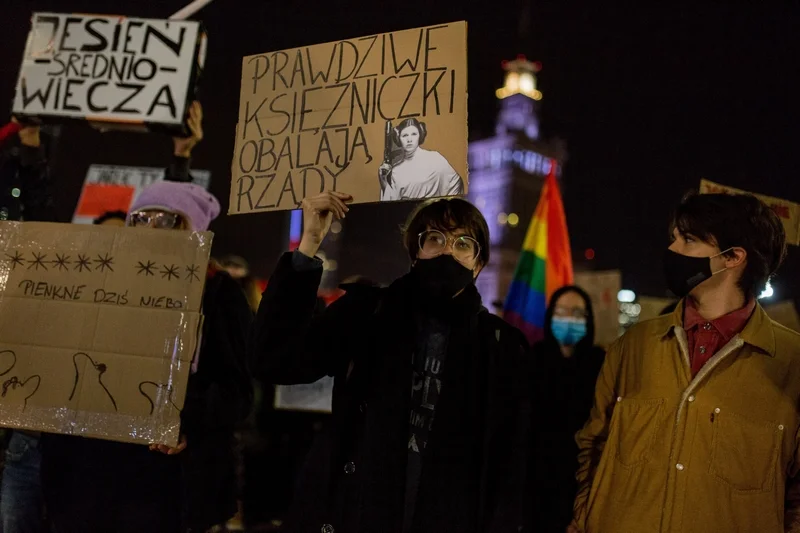 Lista wydarzeń dot. sobotniego Strajku Kobiet.