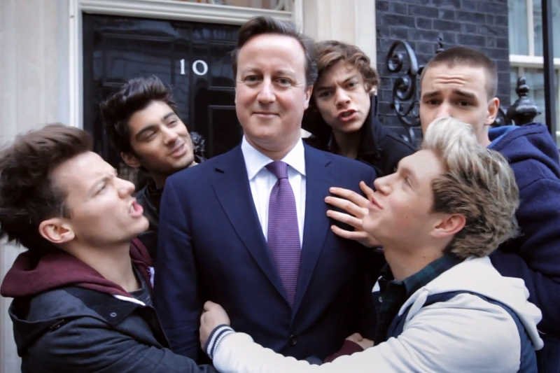 David Cameron, premier Wielkiej Brytanii, wystąpił w teledysku zespołu One Direction.
