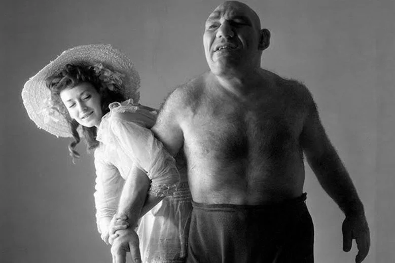 Maurice Tillet uchodzi za pierwowzór postaci Shreka. Chorował na akromegalię.