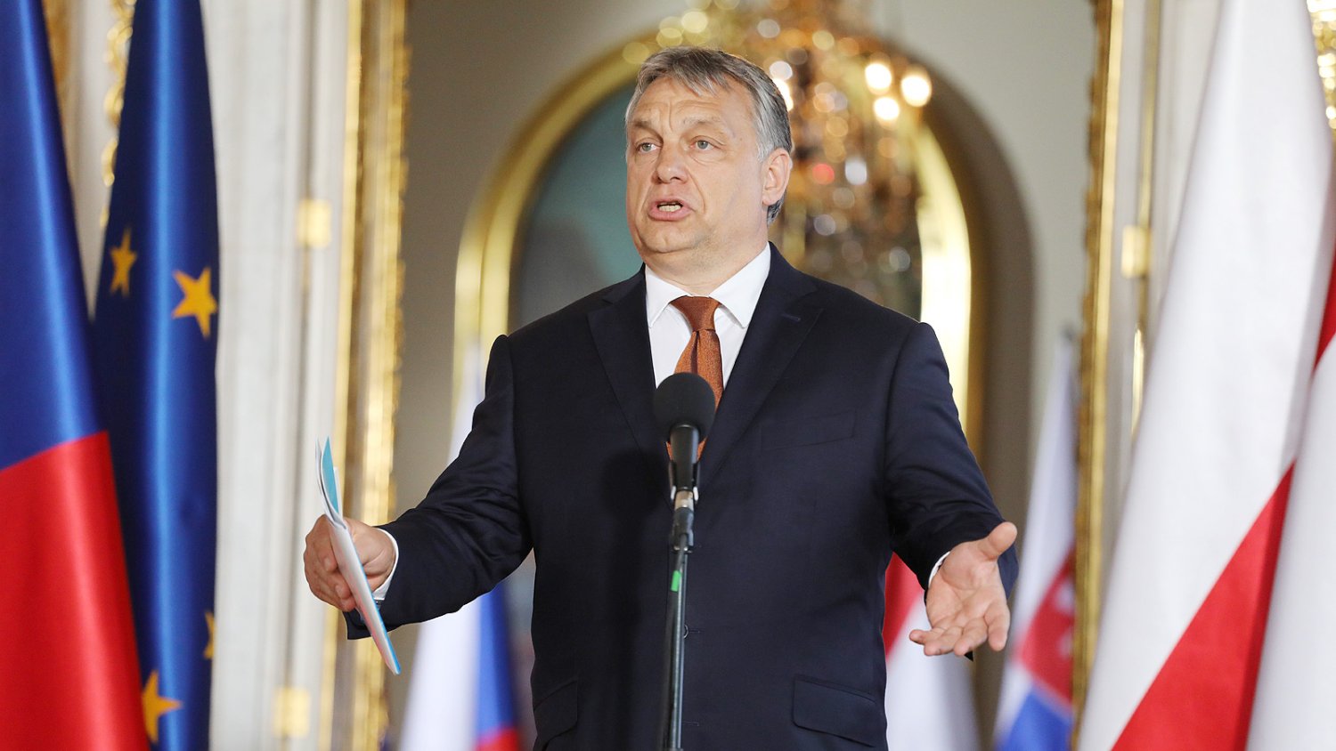 Premier Orbán ostatecznie kieruje się więc zawsze tylko i wyłącznie własnym, węgierskim interesem. Tego Mateusz Morawiecki nie jest w stanie zmienić - mówi #TYLKONATEMAT węgiersko-polski politolog dr Dominik Héjj.